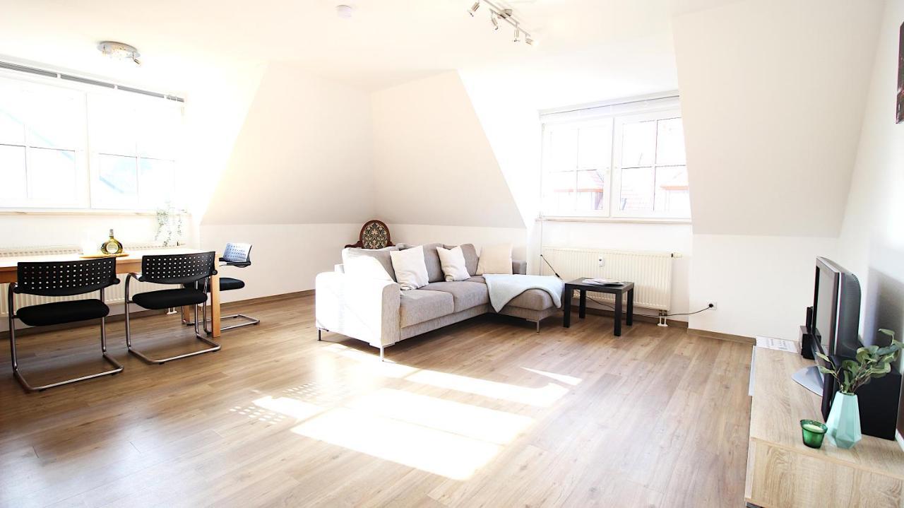 Homie Stay Zell - Apartment Mit Privatparkplatz Zell am Main Екстер'єр фото